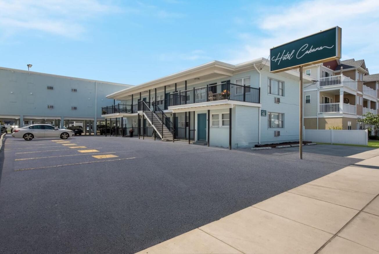 Oceanfront/boardwalk Hotel