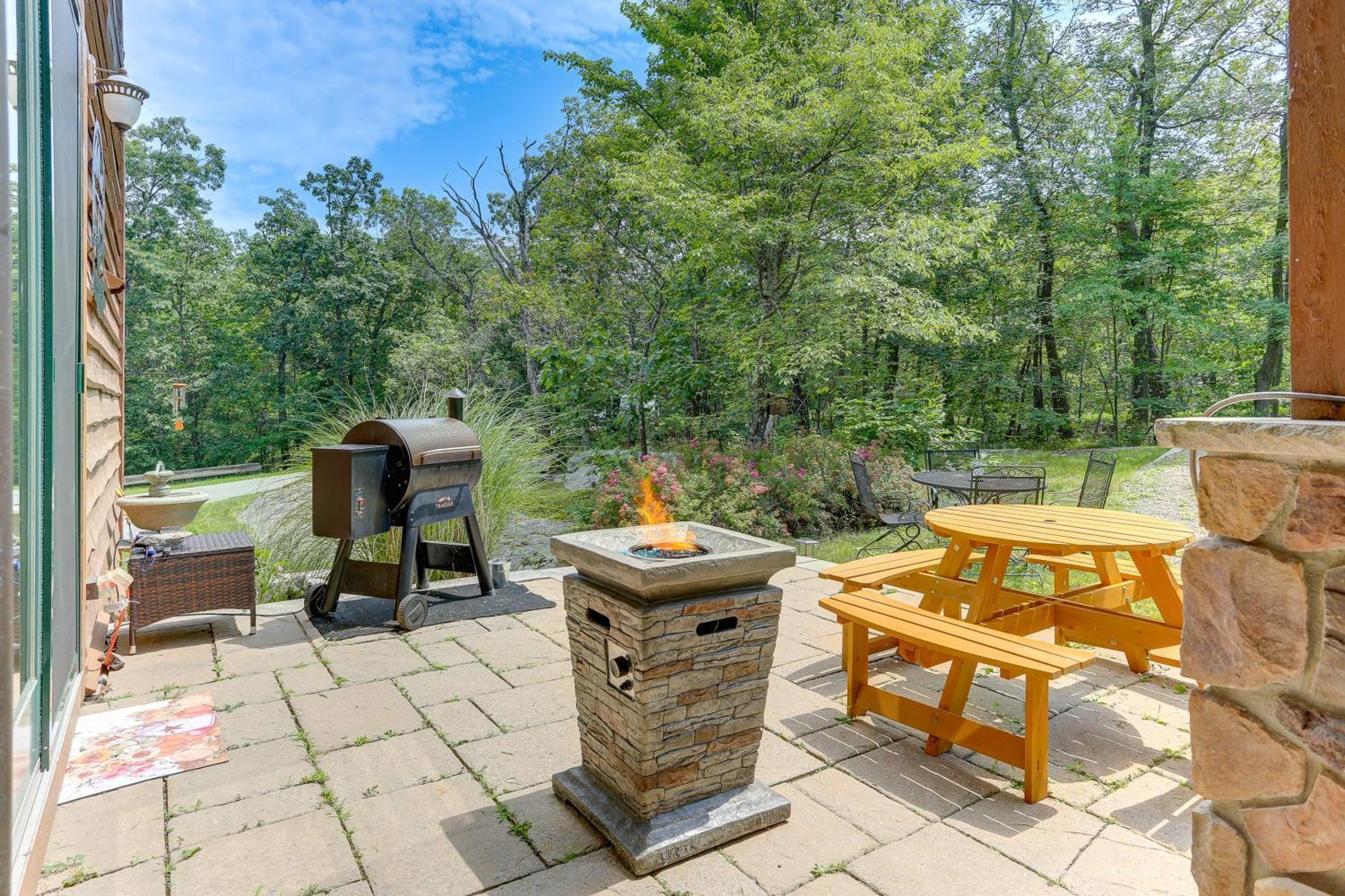 Holiday home Secluded Mountain Firepits, Hot Tub, Sauna! *