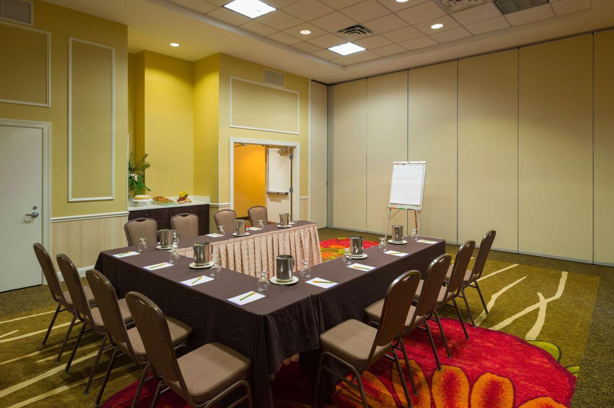 Hotel Hilton Garden Edison/raritan Center 3*