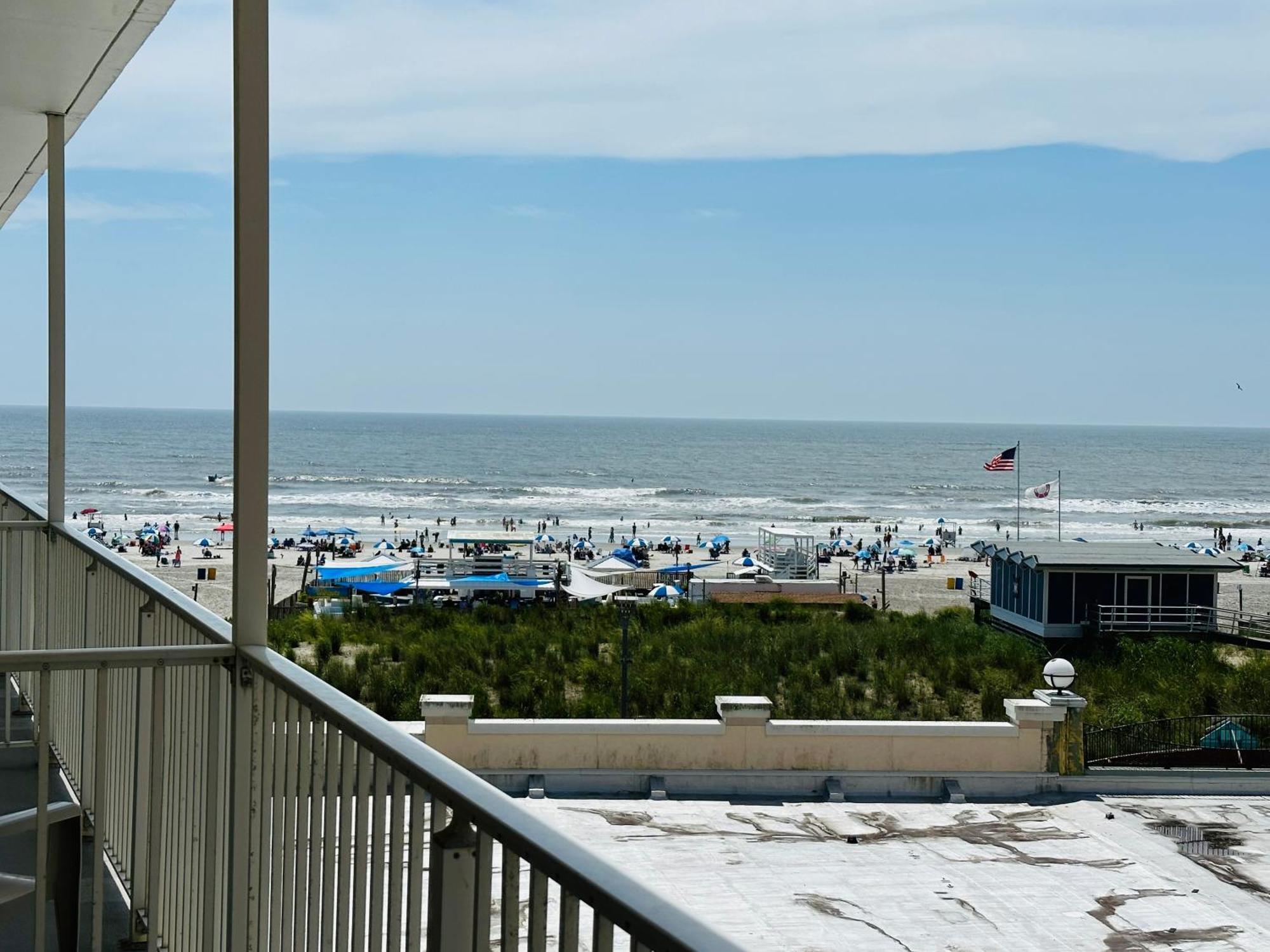 Days By Wyndham Atlantic Oceanfront-boardwalk 2* Atlantic City