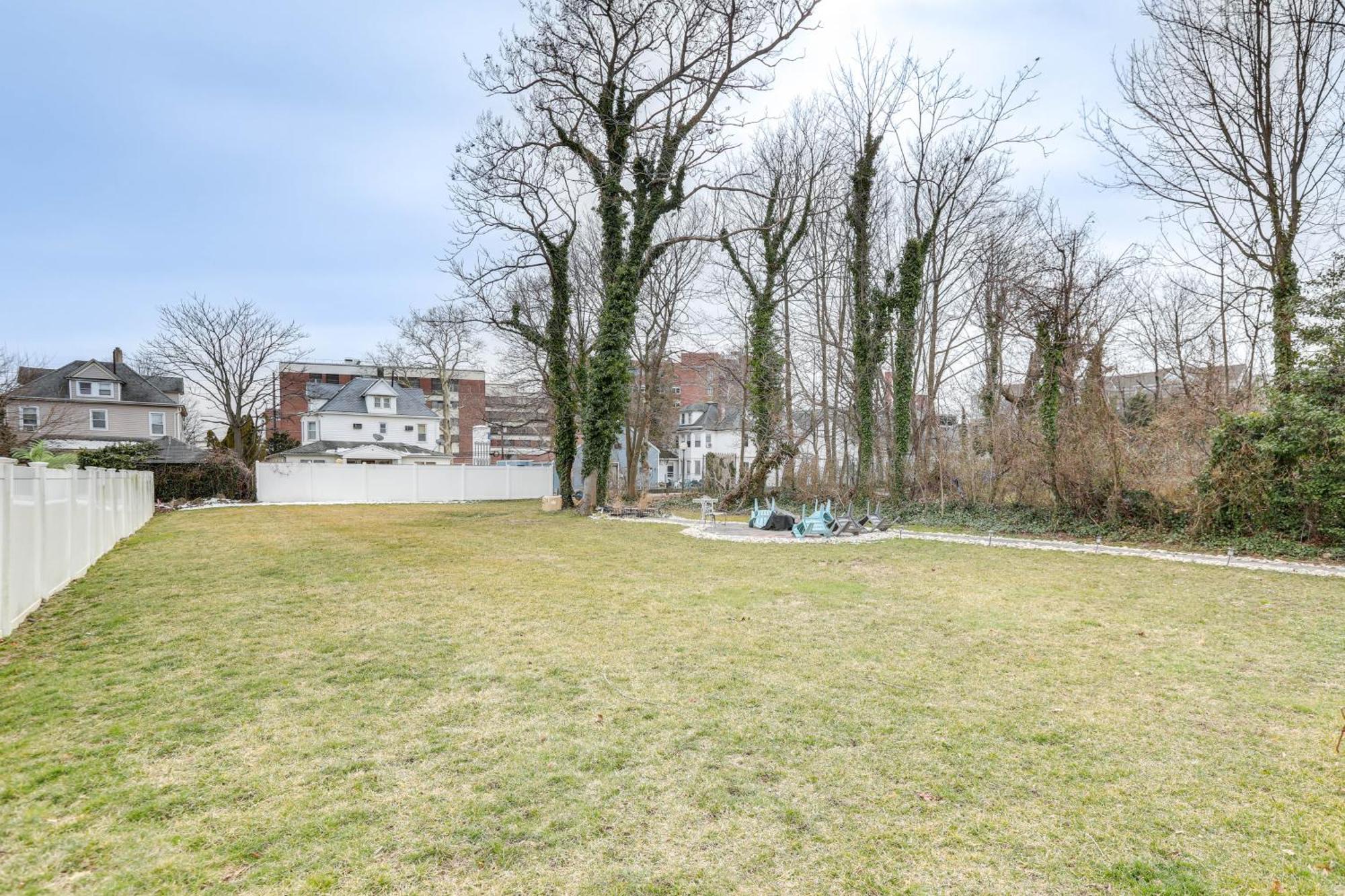 Apartment Getaway - Walk To Beaches And Dining! *