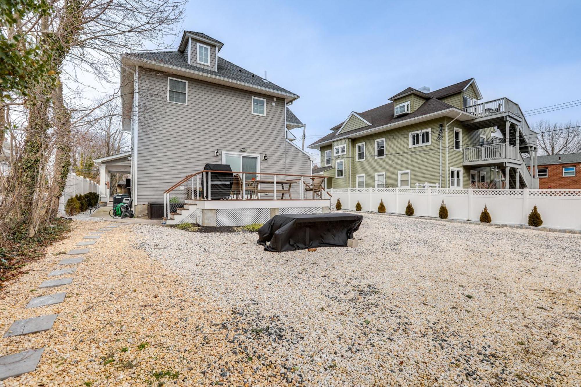 Getaway - Walk To Beaches And Dining! Long Branch