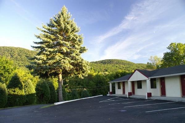 Motel Appalachian