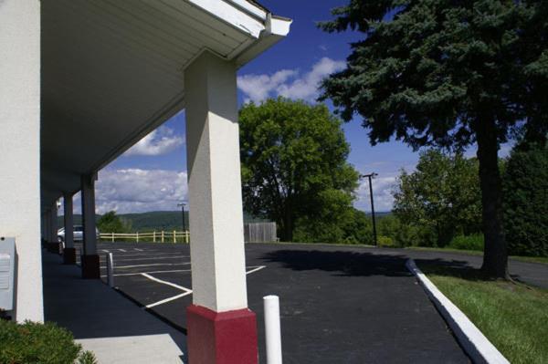 Motel Appalachian 2*