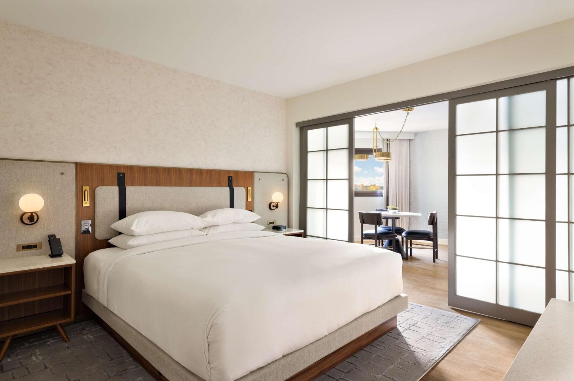 Hyatt Regency 3*