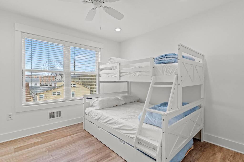 Steps From & Boardwalk, Ocean Views With 5 Decks, 3 Cars * Seaside Heights