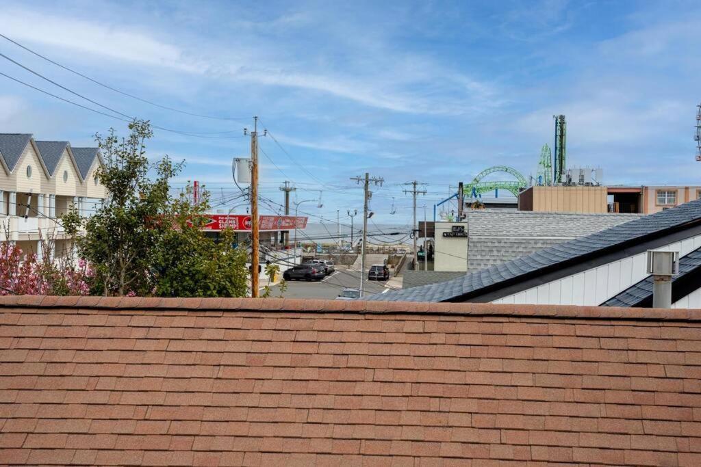 Steps From & Boardwalk, Ocean Views With 5 Decks, 3 Cars Holiday home *