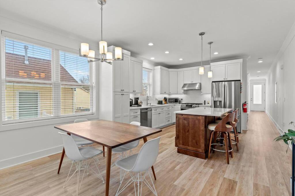 Steps From & Boardwalk, Ocean Views With 5 Decks, 3 Cars *