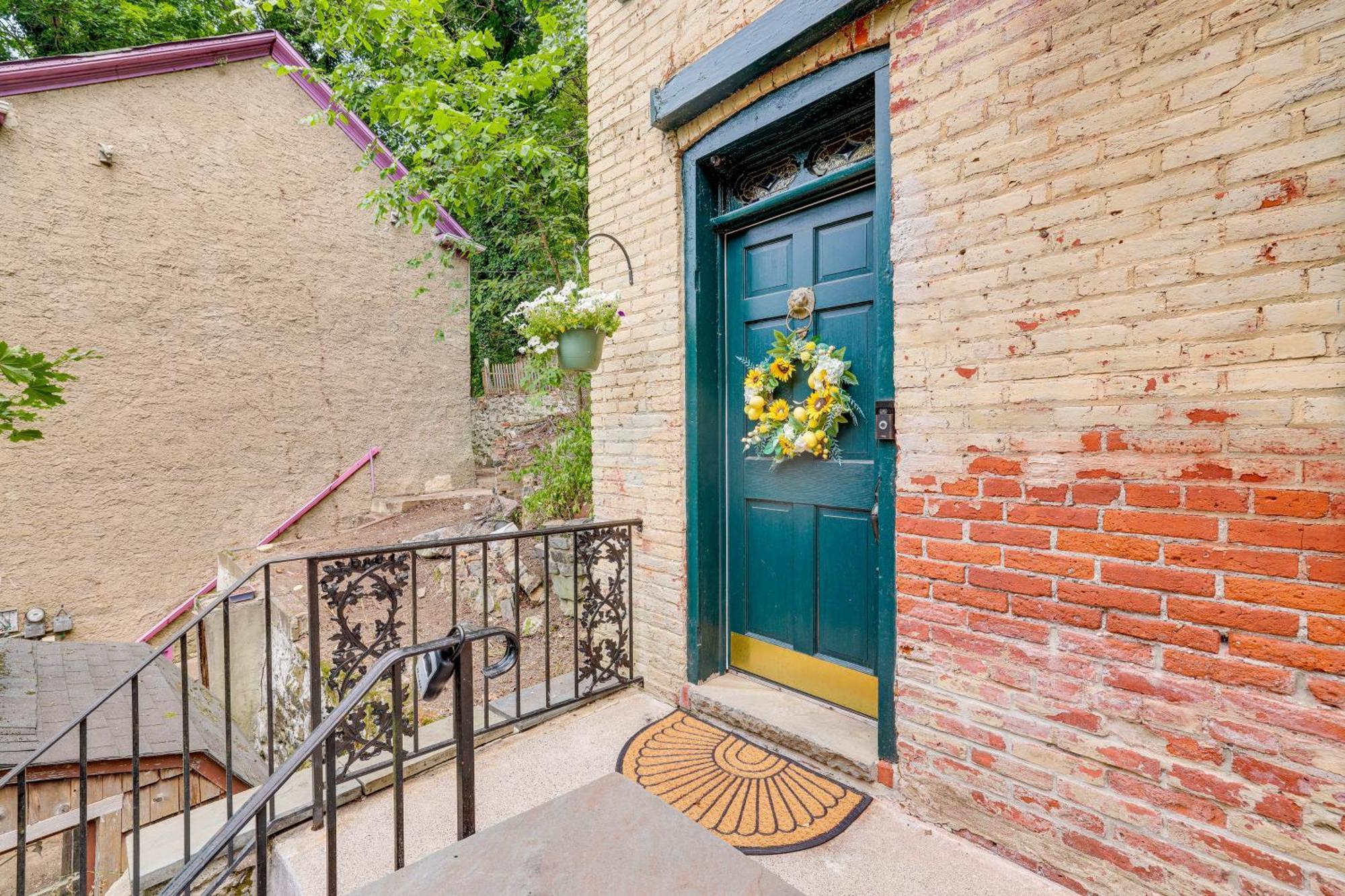 Charming Getaway Less Than 1 Mi To Downtown Lambertville! Lambertville