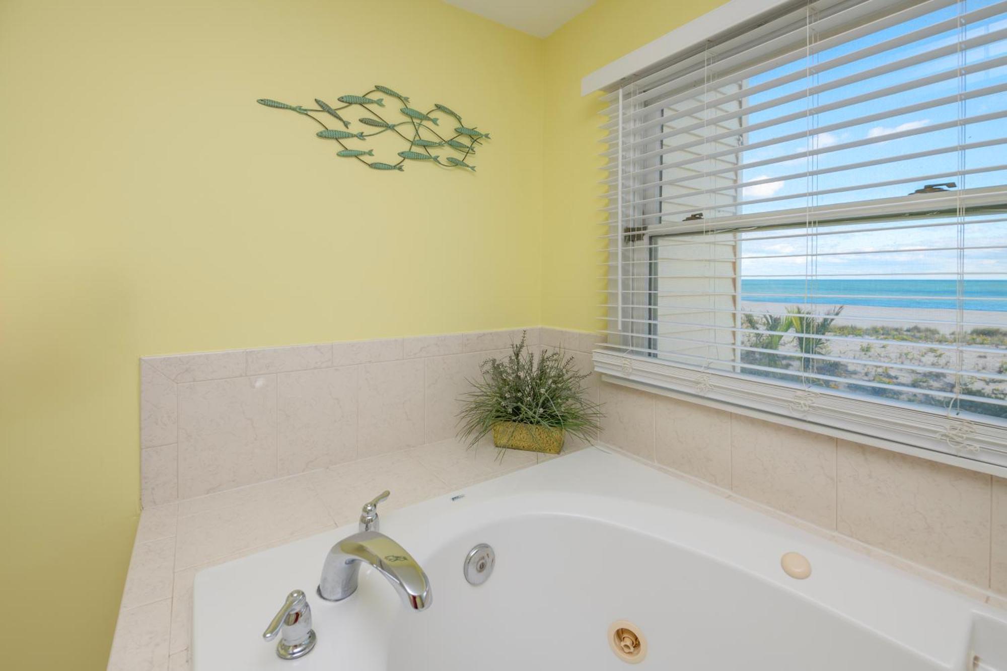 Drifting Sands Oceanfront Motel