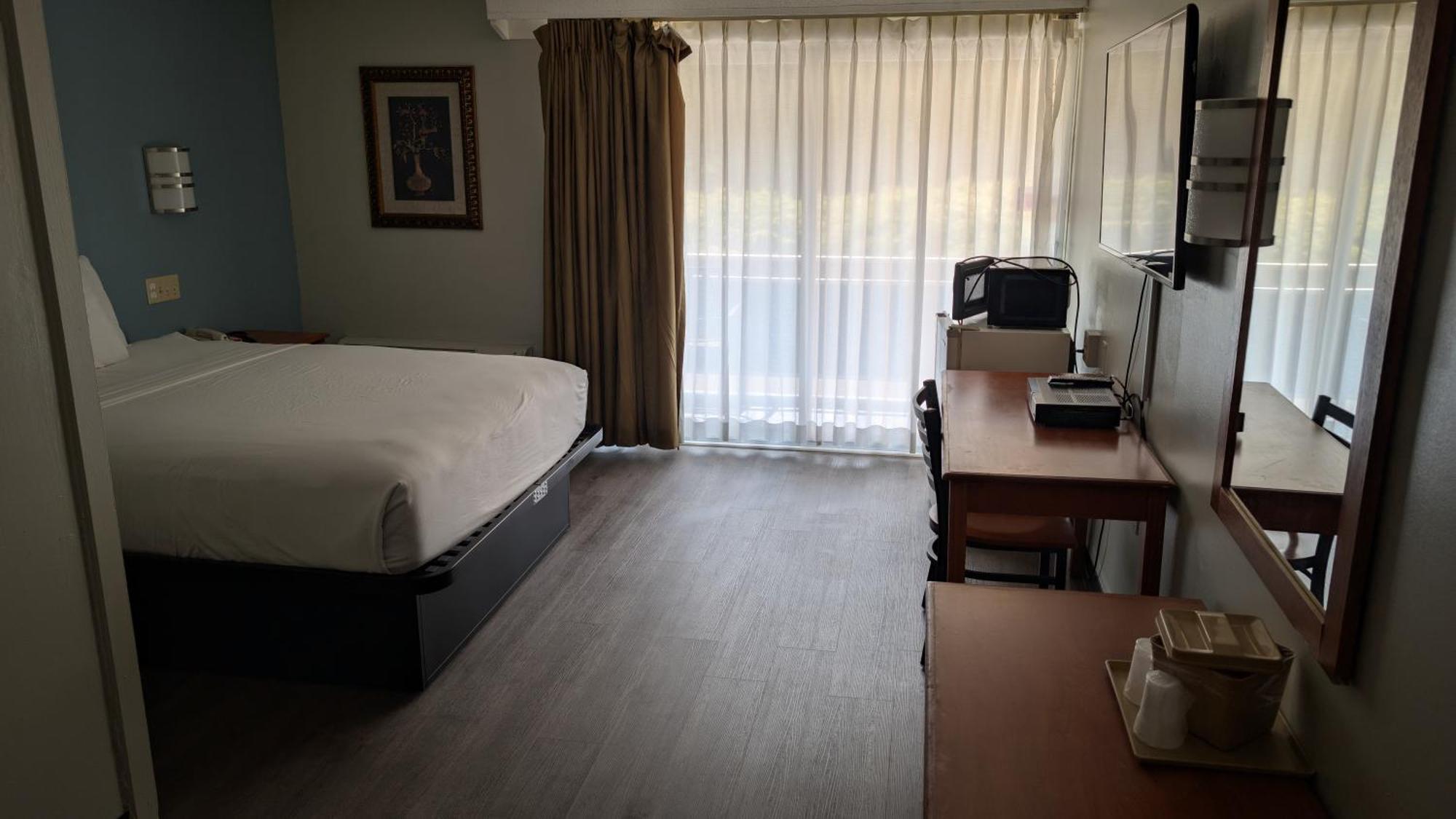 Crystal - Motel 2*