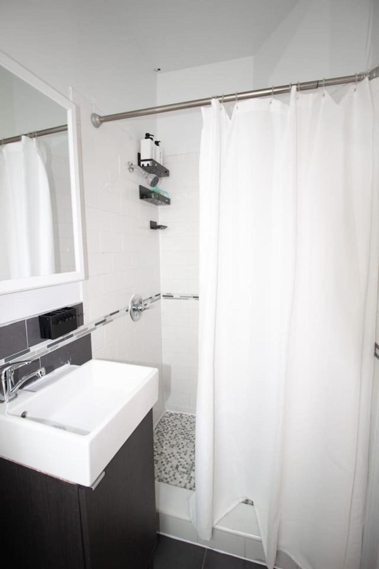 15 Min Train To Manhattan Full Kitchen Apartment Hoboken
