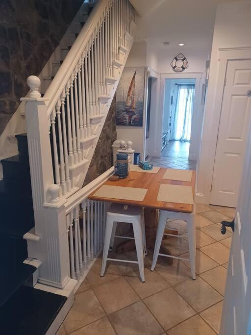 Apartment Seaside Escape - 1 Block From And Boardwalk *