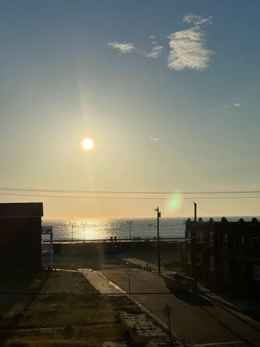 Apartment Seaside Escape - 1 Block From And Boardwalk *