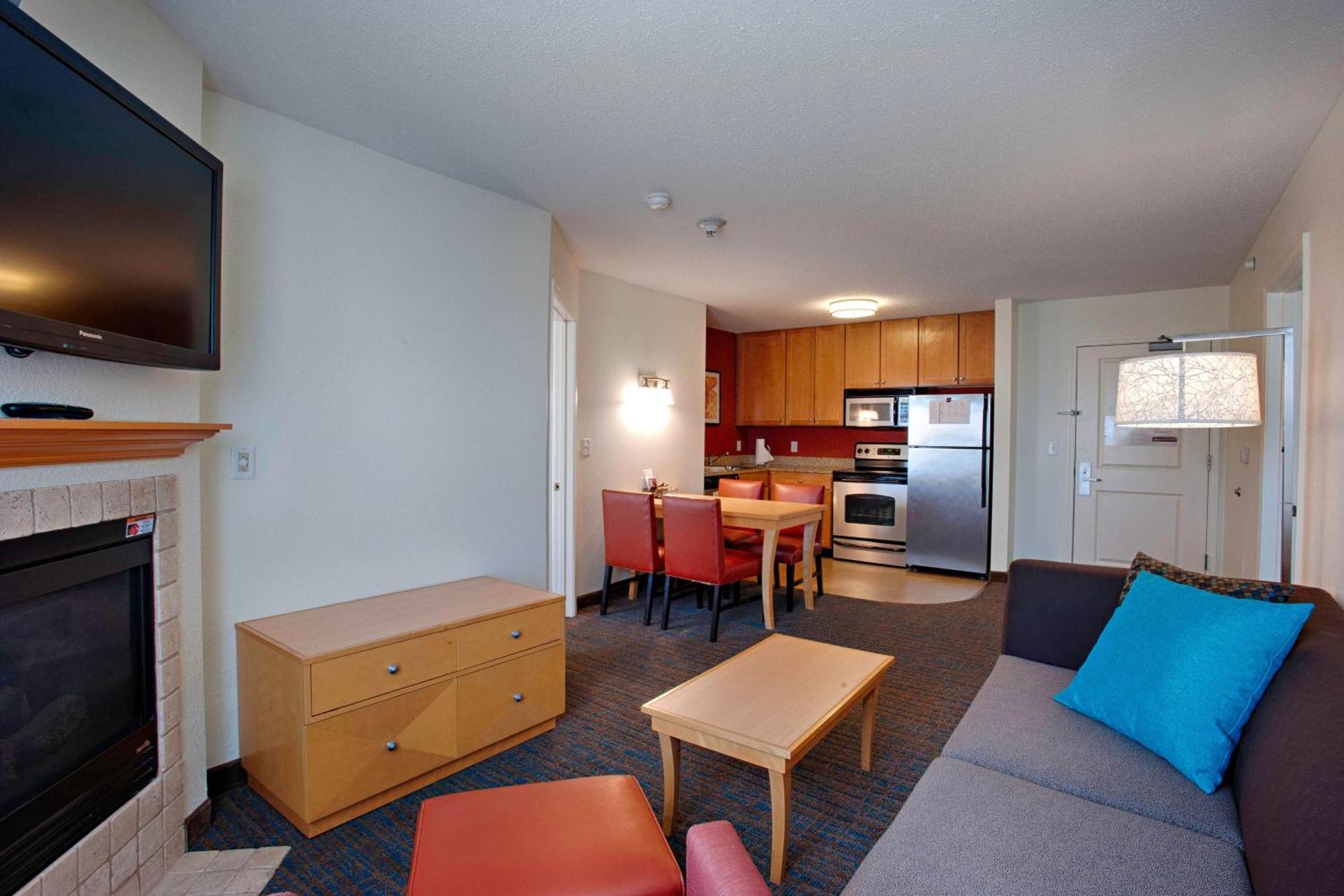 Hotel At Gateway Center Neptune
