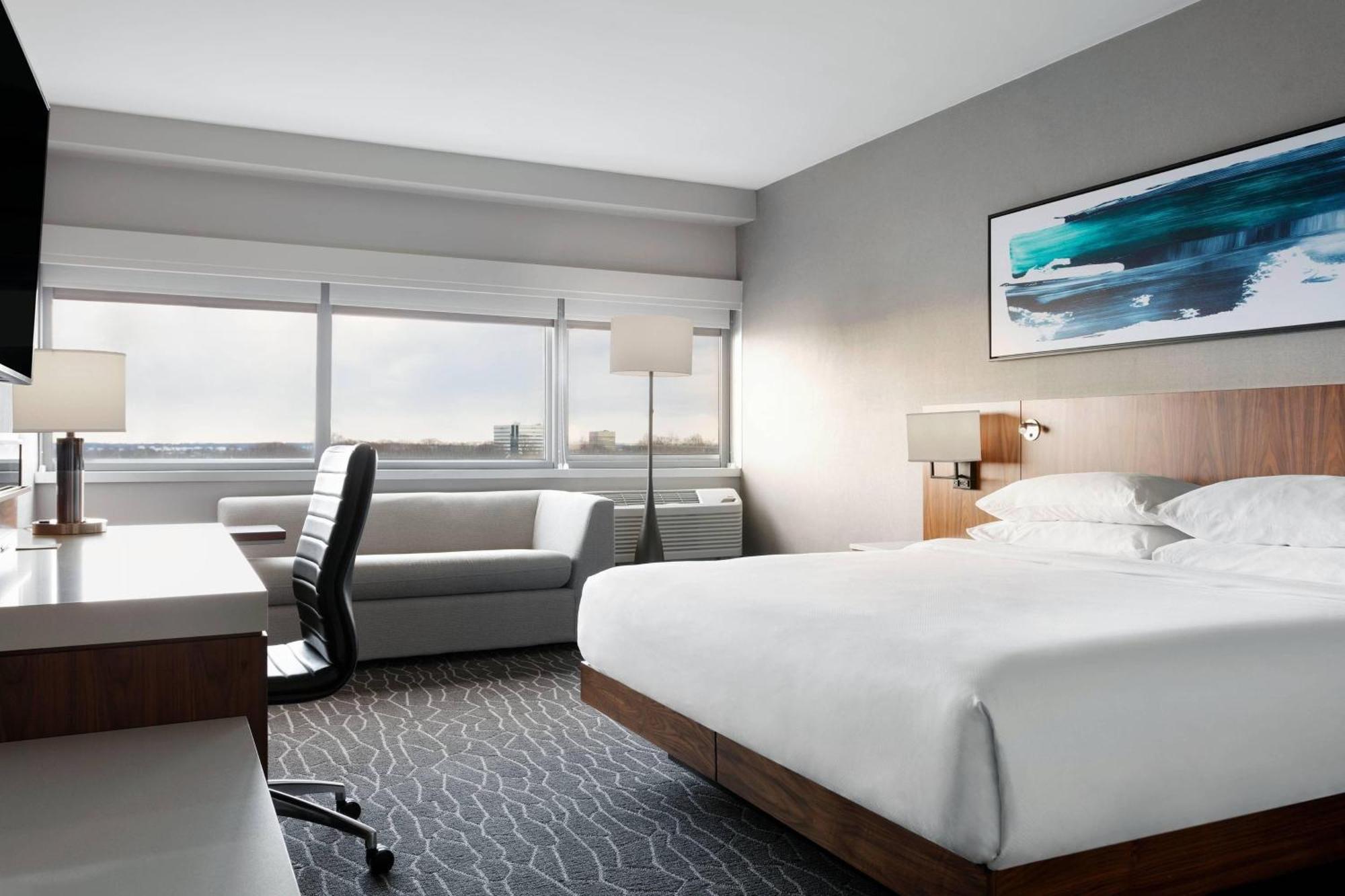 Delta By Marriott Woodbridge Hotel 4*