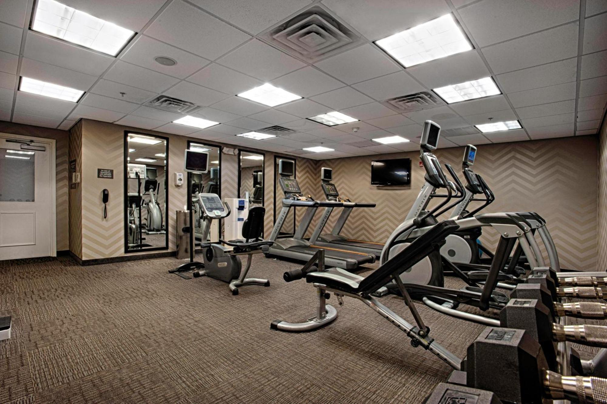 By Marriott Atlantic Airport Hotel 3*