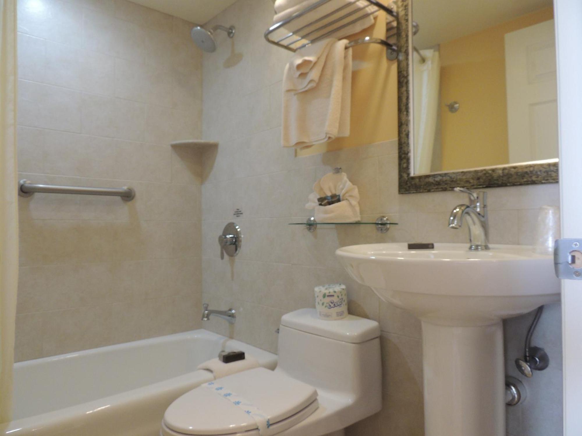 Motel Fleur De Lis 3*