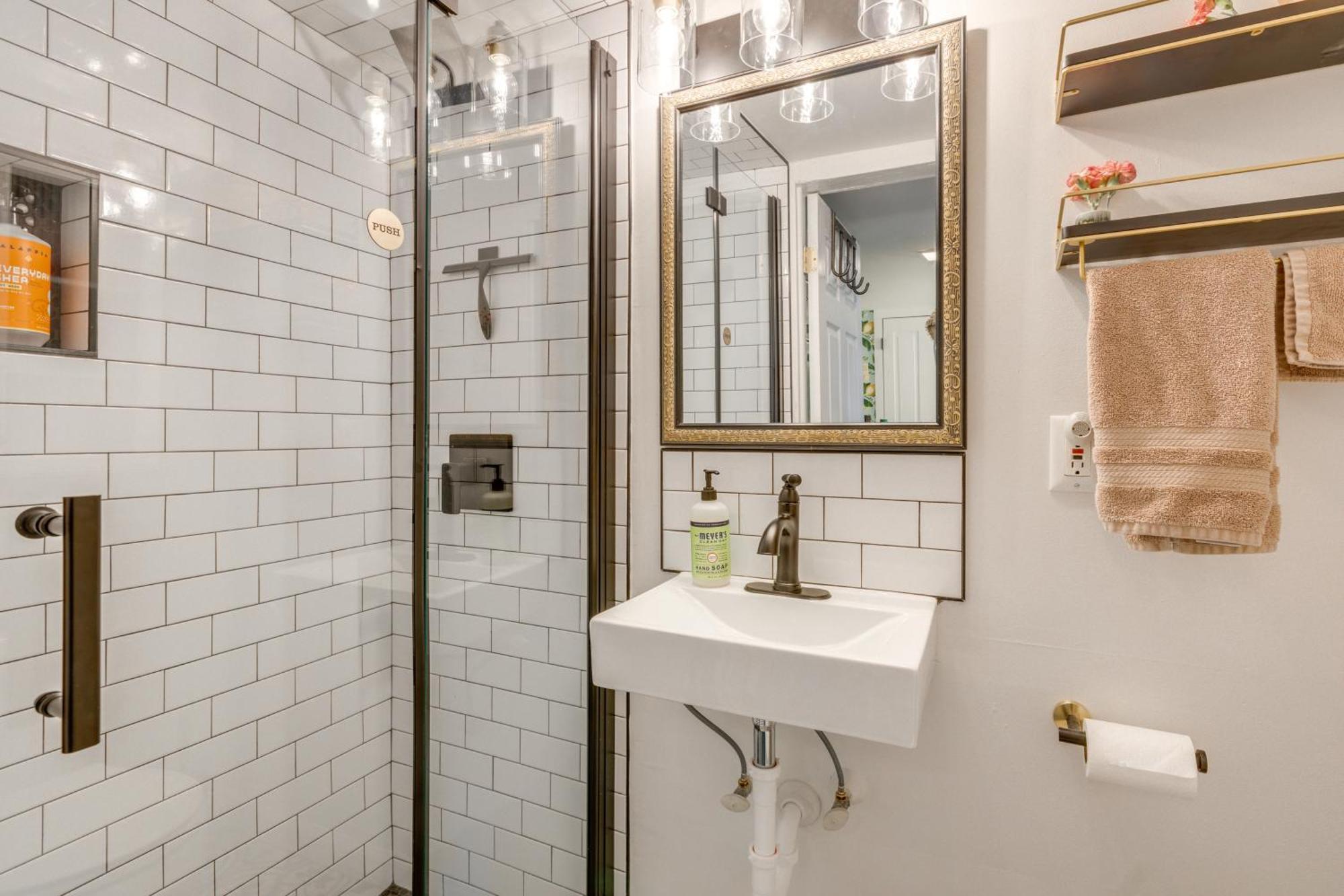 Charming Getaway Less Than 1 Mi To Downtown Lambertville! Lambertville
