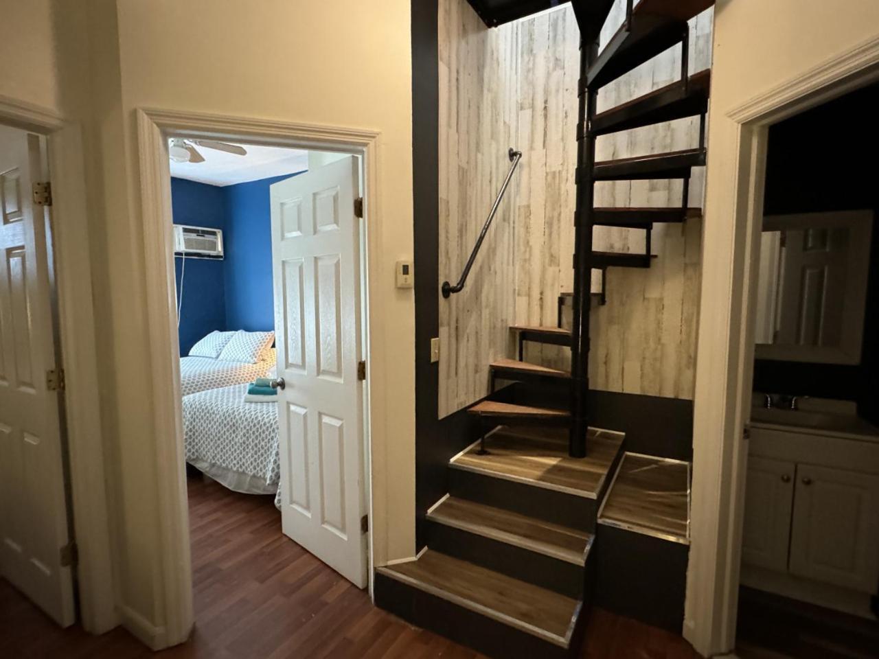 Apartment Mega Midtown Trade View - 2-3 Combo -15 Mins To Nyc