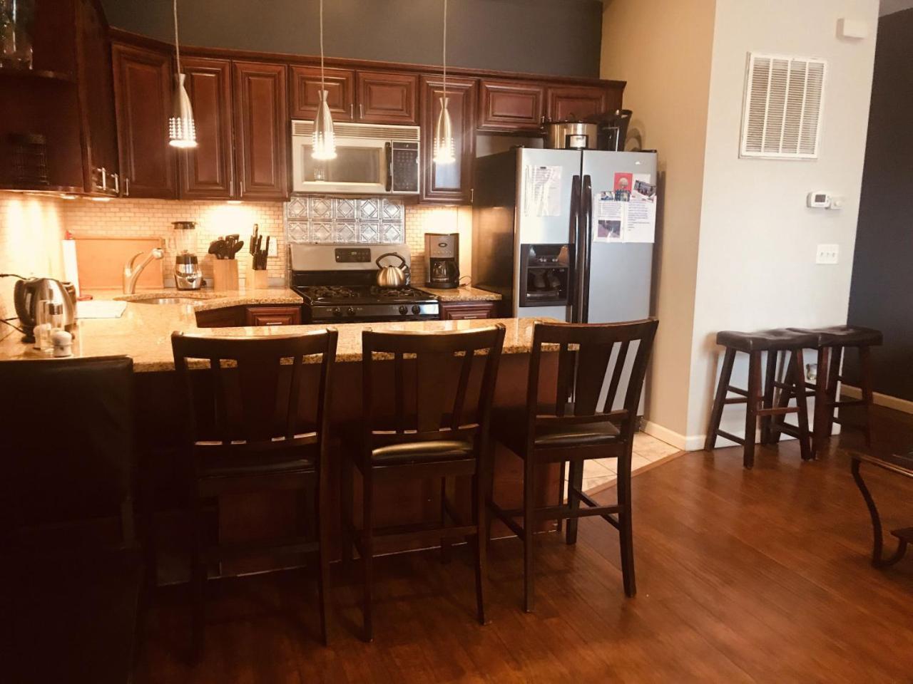Ultra Spacious Penthouse - 2 - 3 Combo -15 Mins From Nyc * Union City