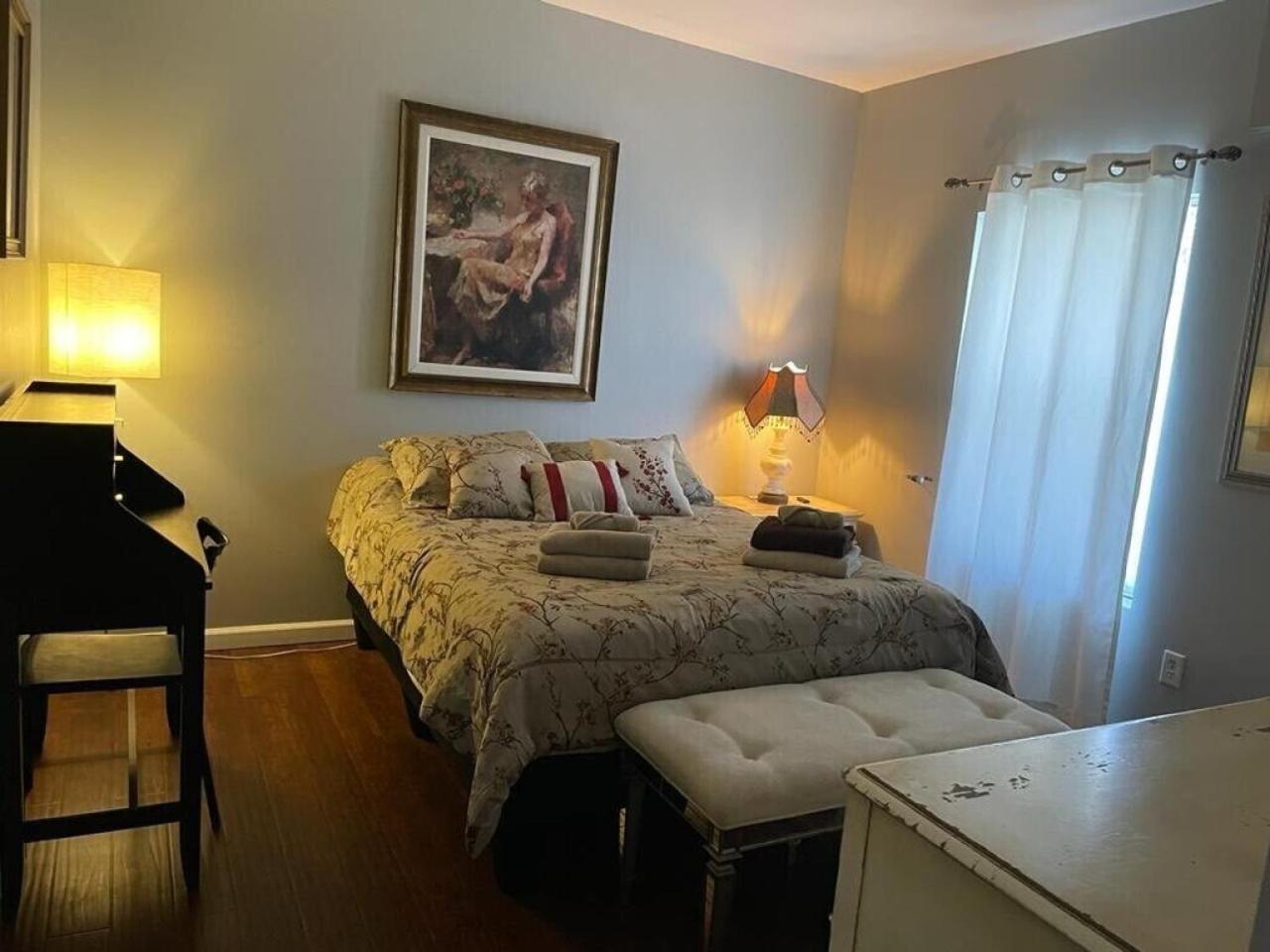 Ultra Spacious Penthouse - 2 - 3 Combo -15 Mins From Nyc Union City