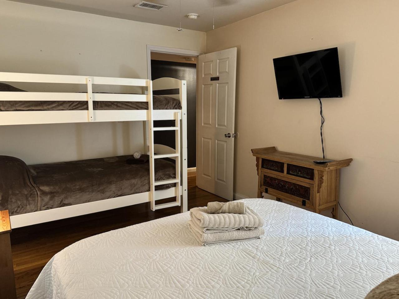 Park View Corp Two Units - 15 Mins To Nyc Union City