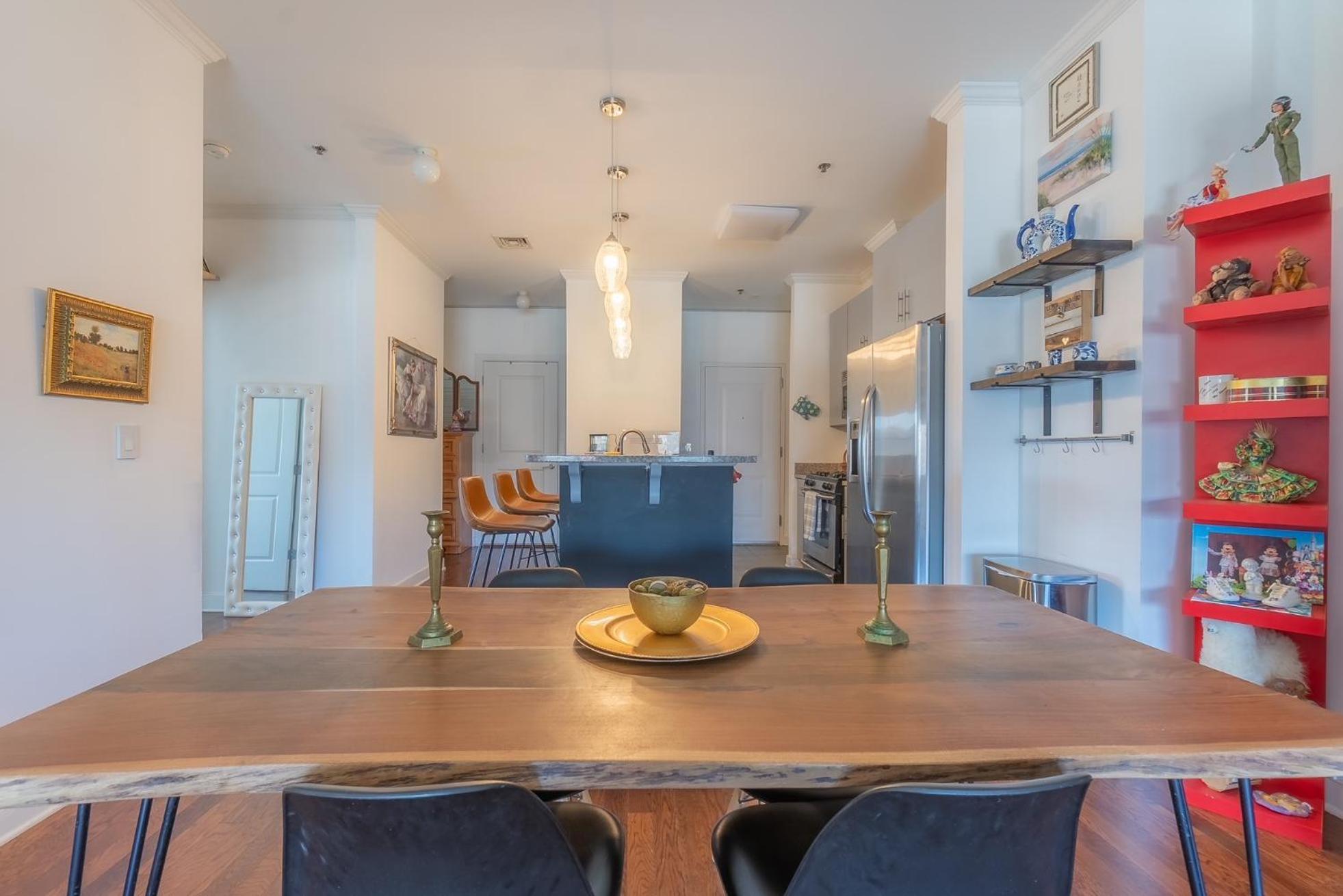 Private Bedroom Near Nyc W Access To A Shared Kitchen, Living & Bathroom, On-site Gym Homestay *