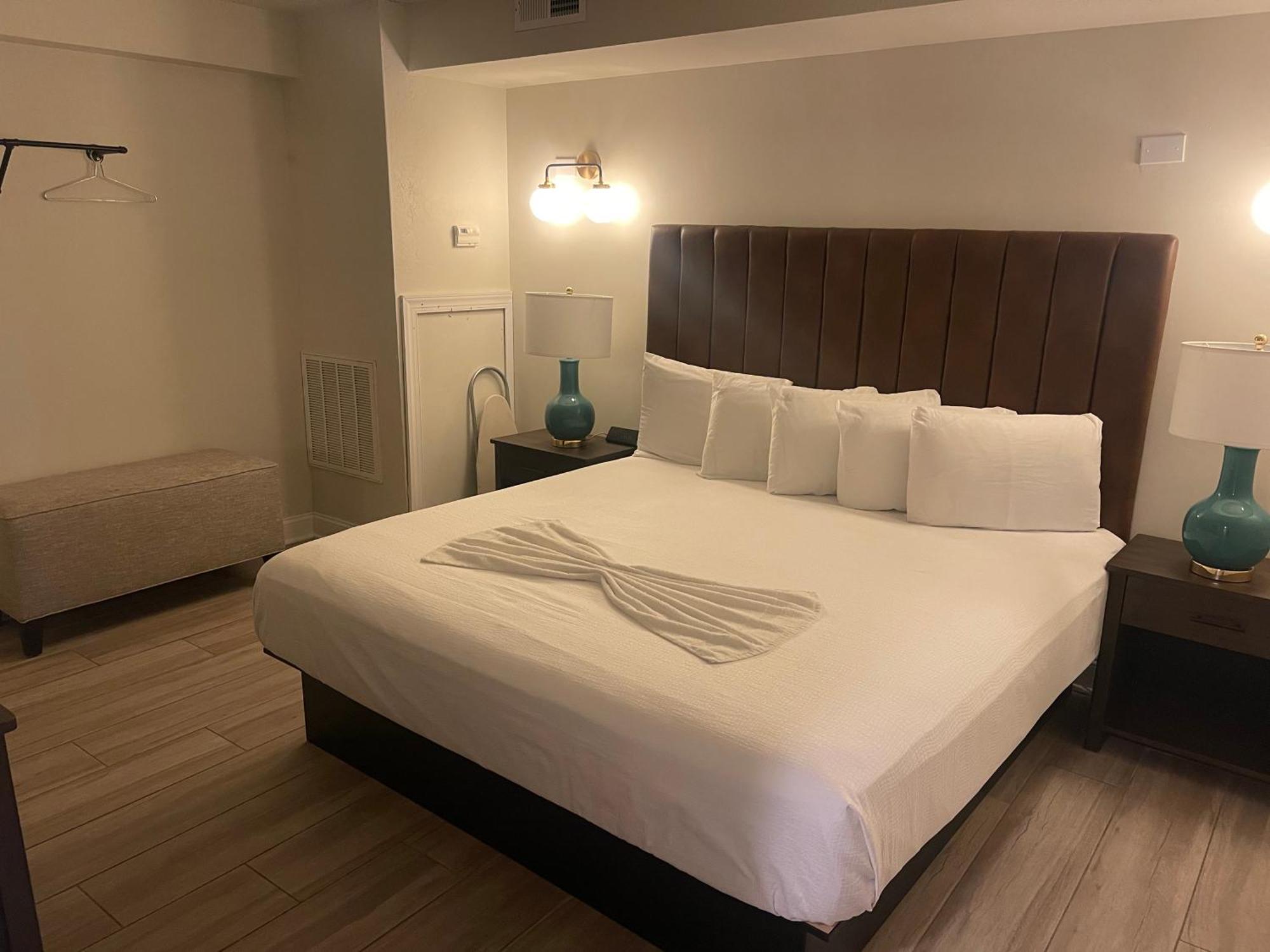 Montego Bay Hotel 4*