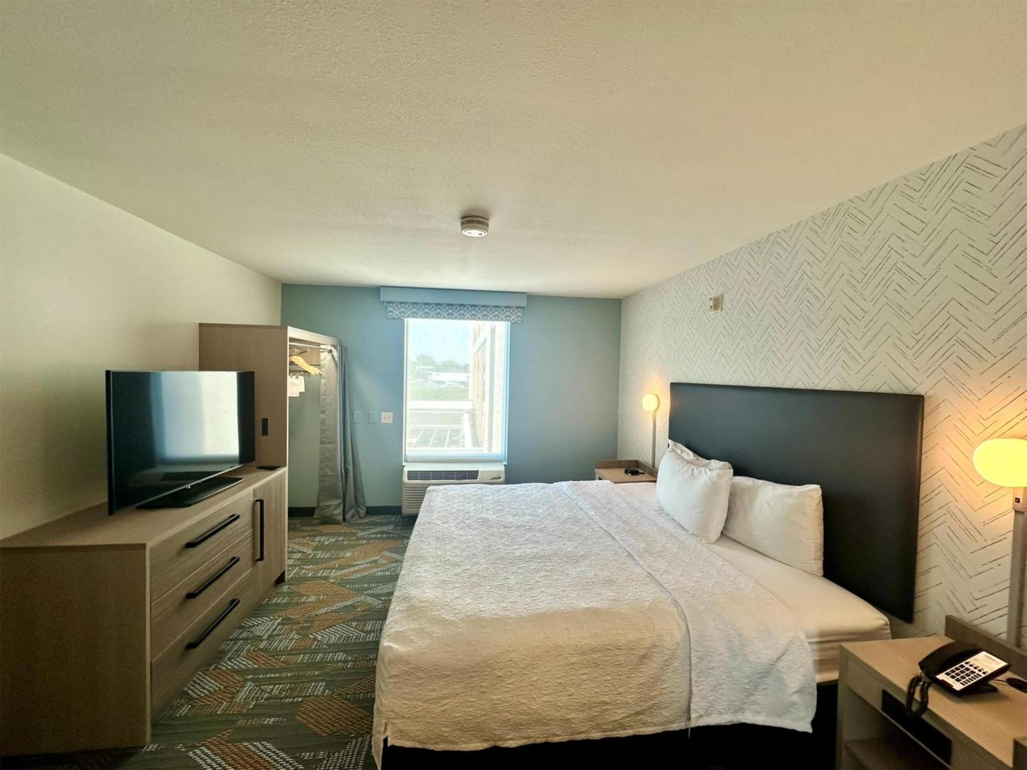 Hotel Home2 By Hilton