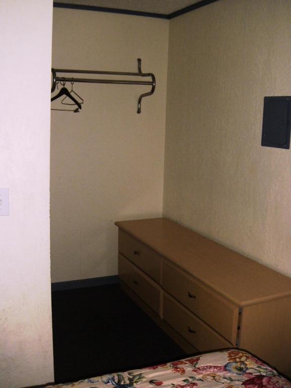 Sunrise Motel 4*