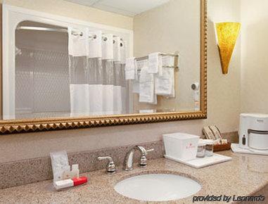 Hotel Ramada By Wyndham Toms River