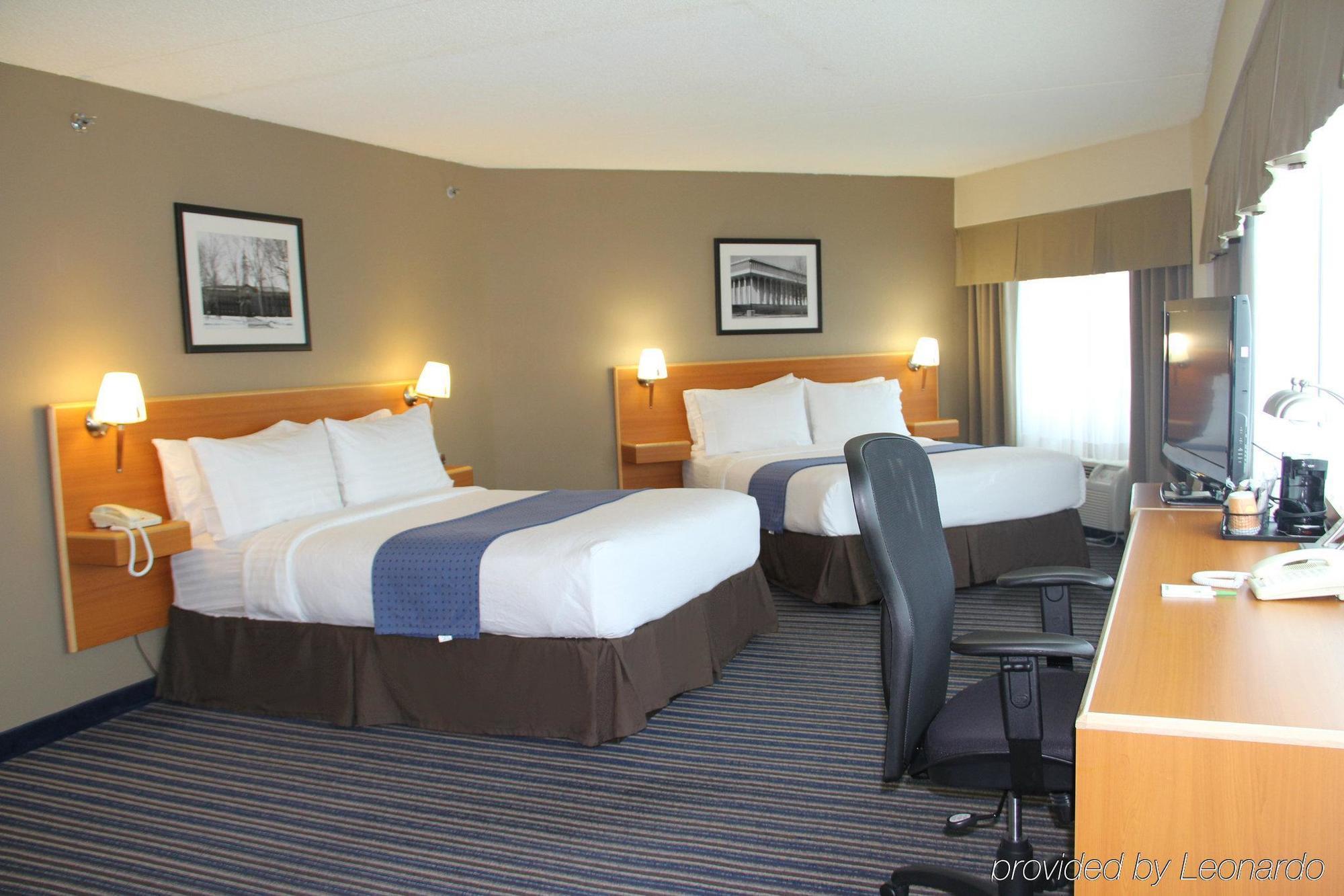 By Ihg Hotel