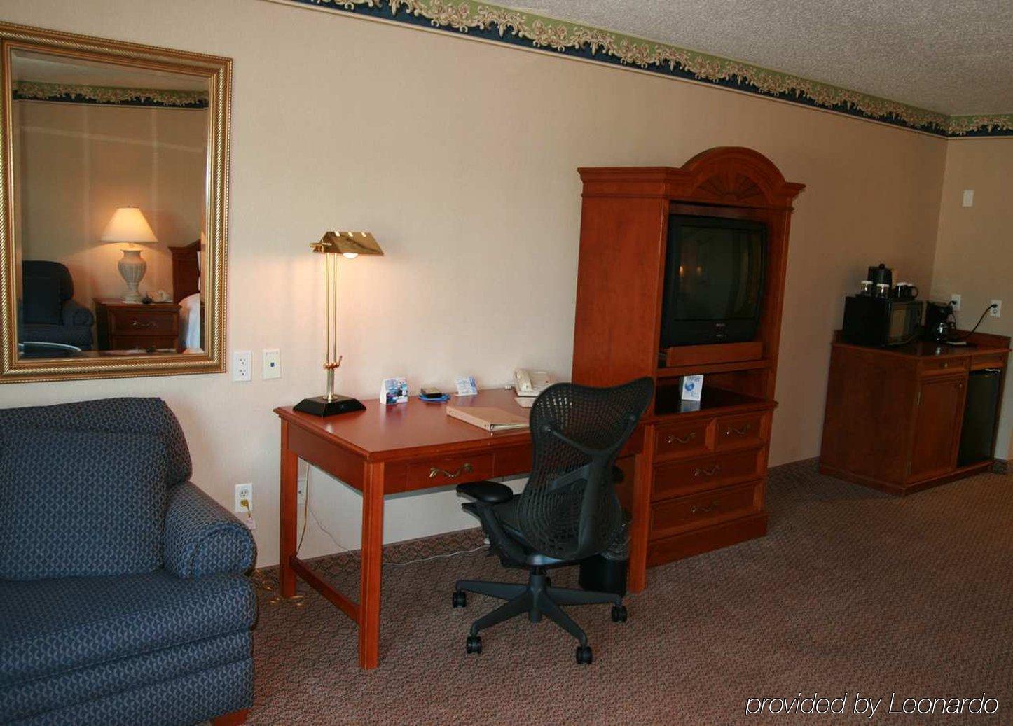 Hilton Garden Edison/raritan Center Hotel 3*
