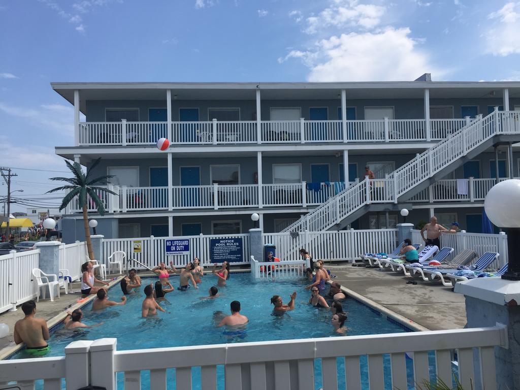 Sandy Shores Motel