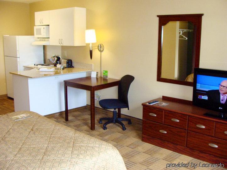 Extended America - - Raritan Center 2* Edison