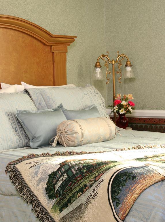 The Queen Victoria 3*