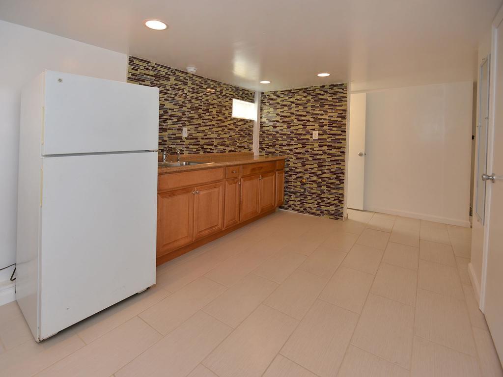Shore - 111 Lincoln Ave *
