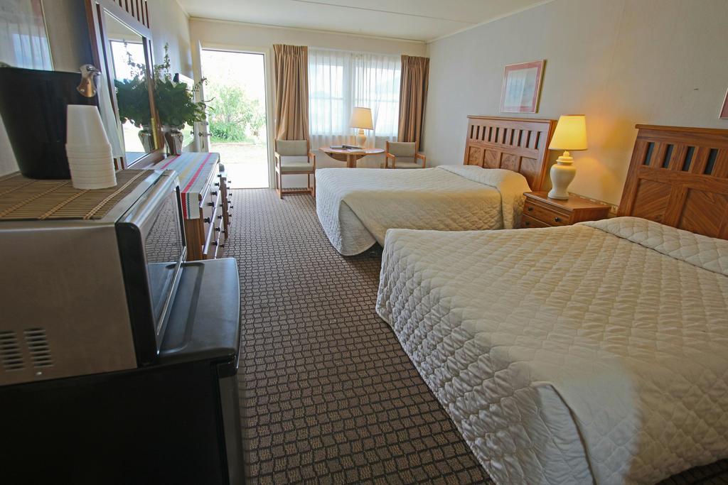Colton Court Motor 2* Cape May
