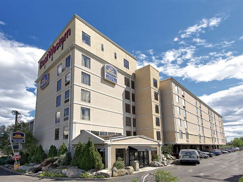 Hotel Western Airport West 3*
