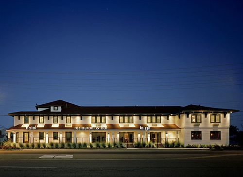 Hotel Daddy O