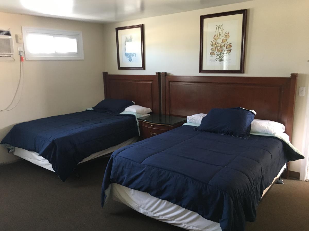 Motel Dunes By The Ocean