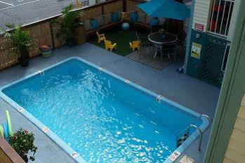Charlee Oceanblock Aparthotel