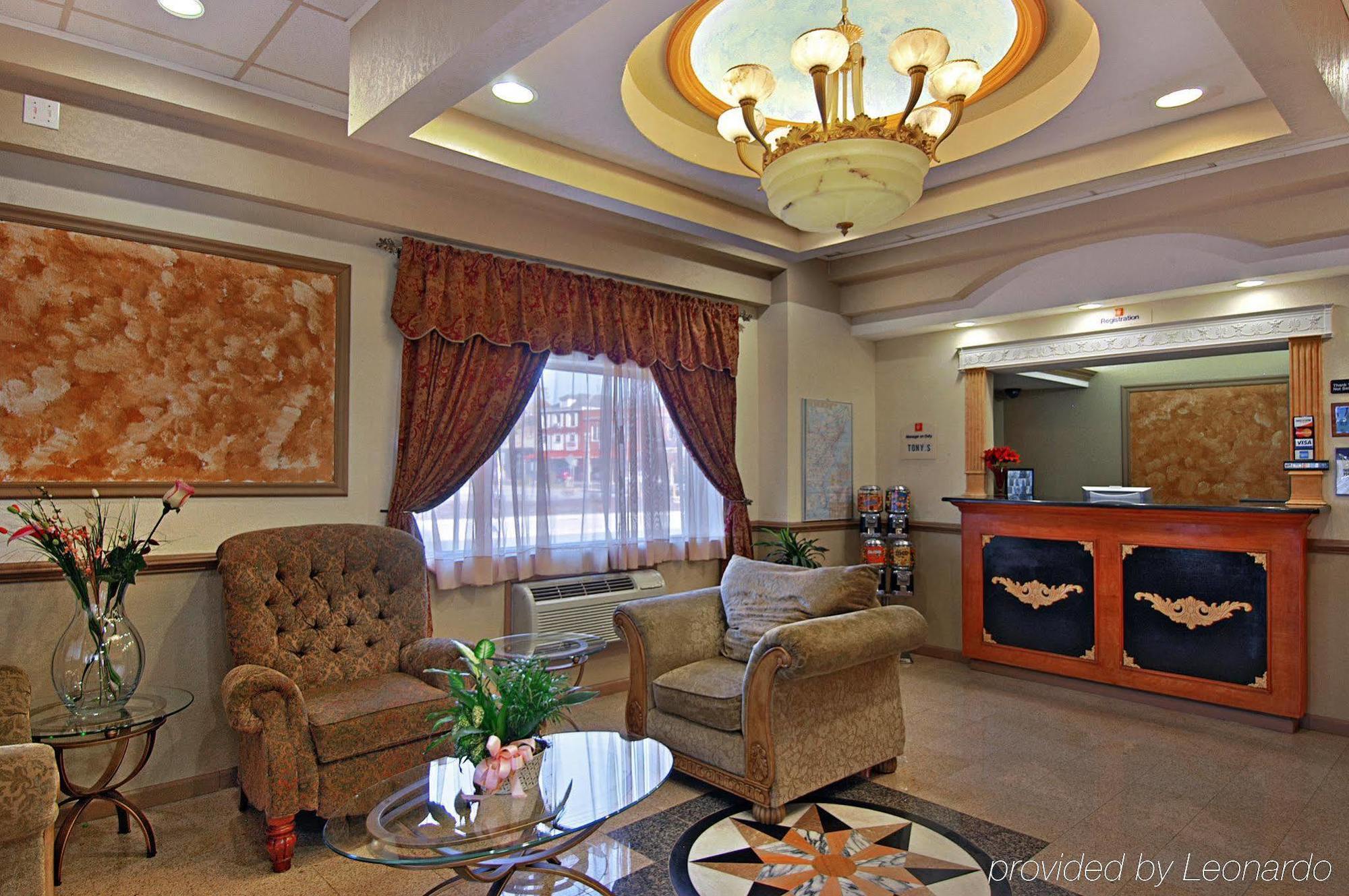 Red Carpet Hotel