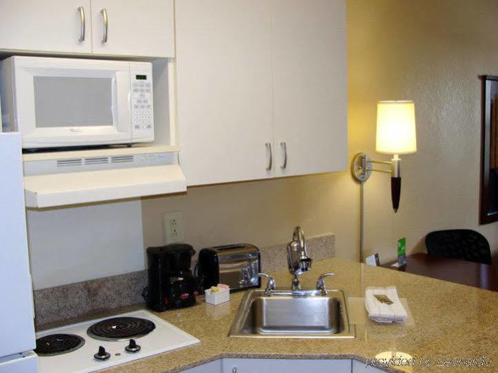 Hotel Extended America - - Raritan Center Edison