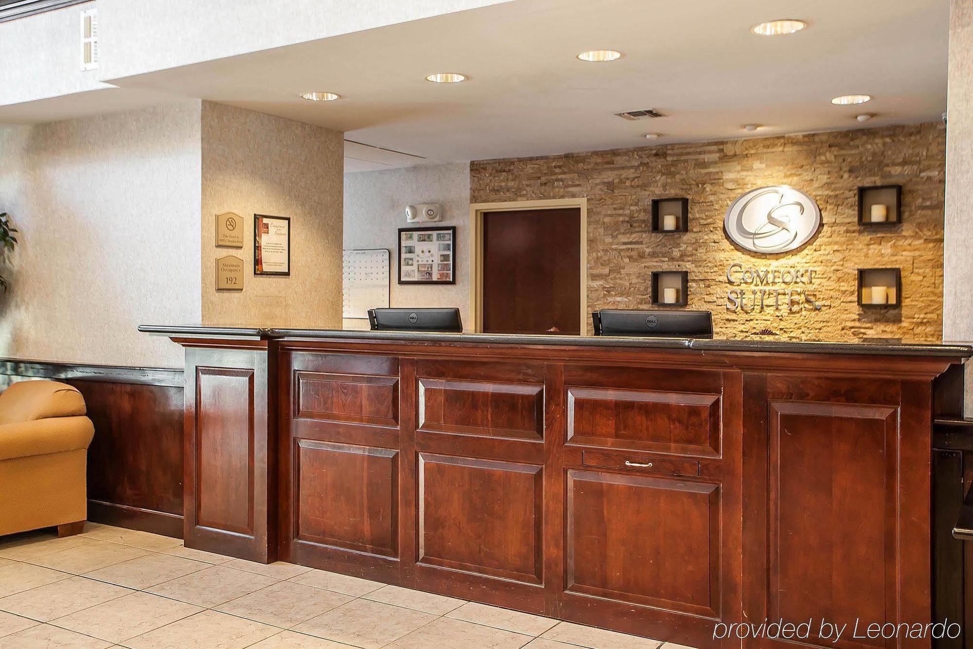 Hotel Comfort - South River 3*