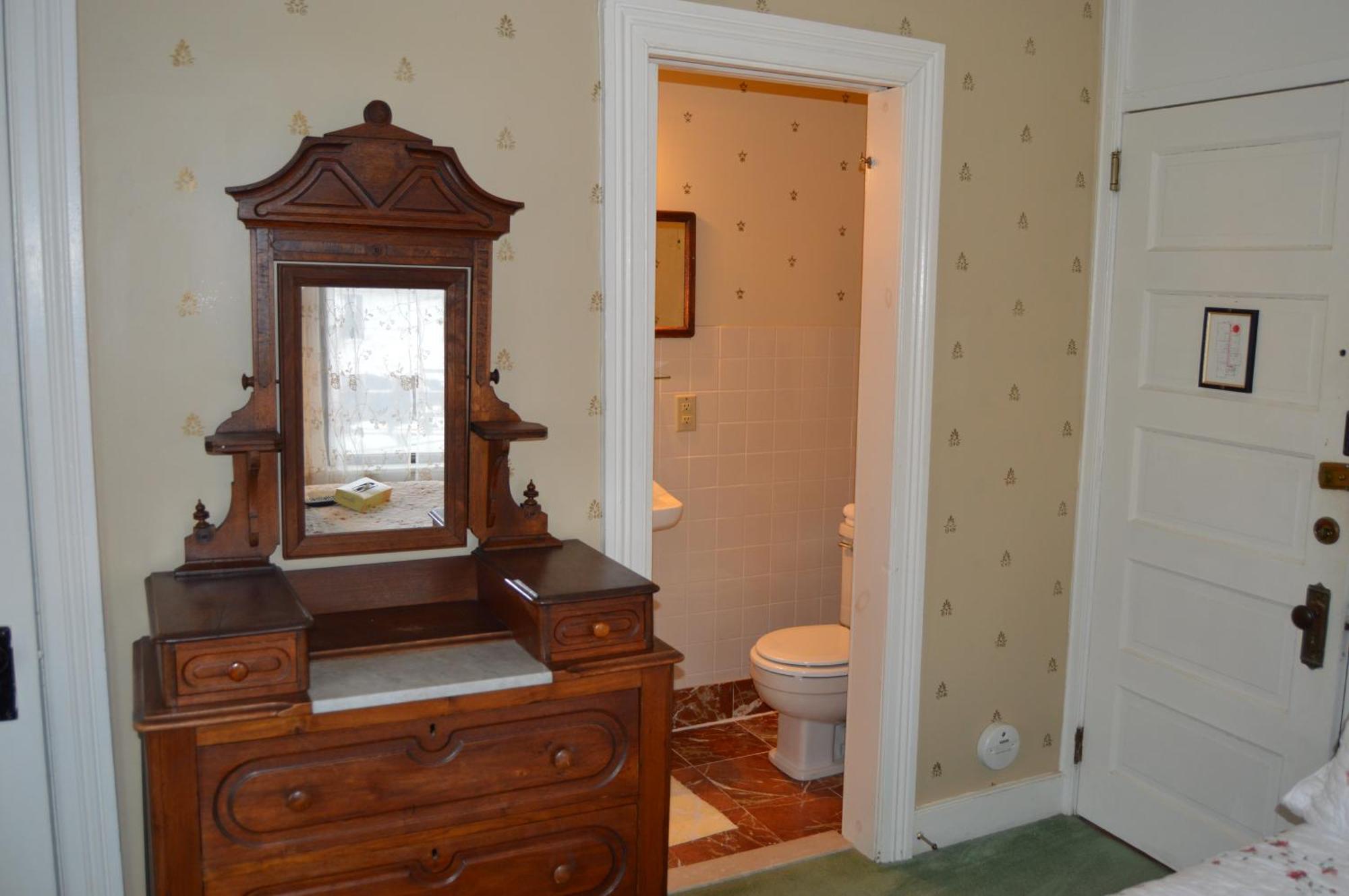 Bed & Breakfast Normandy 3*