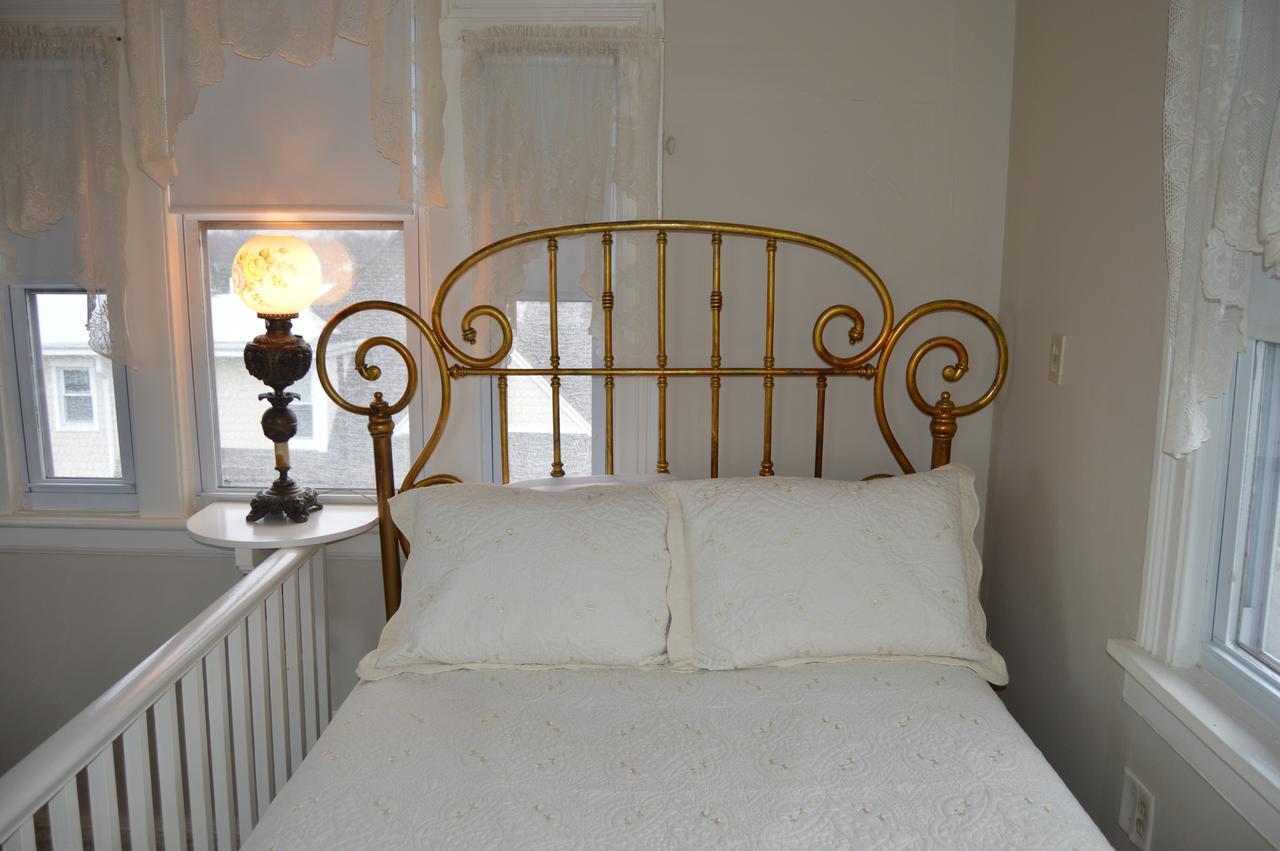 Normandy Bed & Breakfast 3*