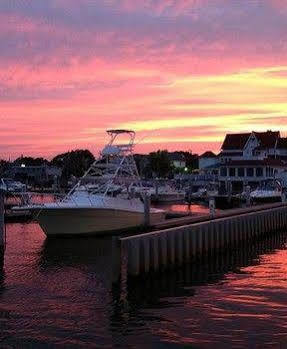 Hotel Tavern On The Bay - Frank Sinatra 4*