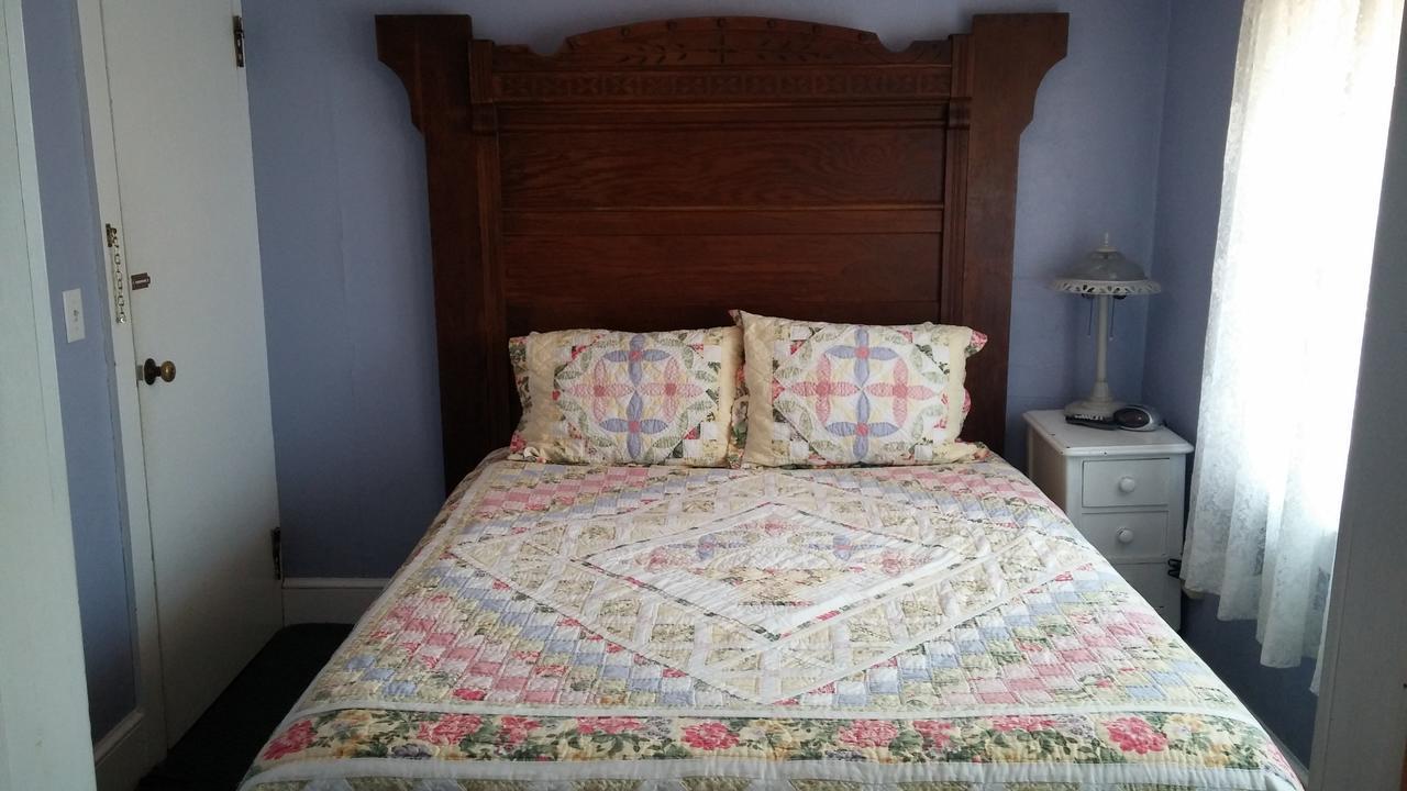The Island Guest House Bed And Breakfast 3*